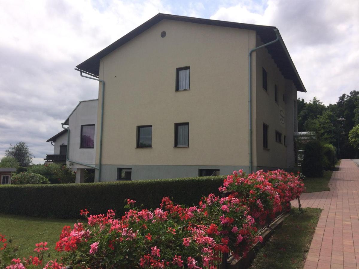 Haus Camelia Bed and Breakfast Bad Tatzmannsdorf Buitenkant foto