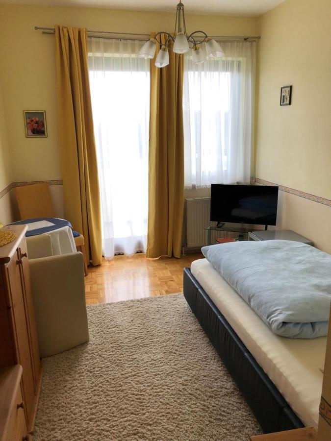 Haus Camelia Bed and Breakfast Bad Tatzmannsdorf Buitenkant foto
