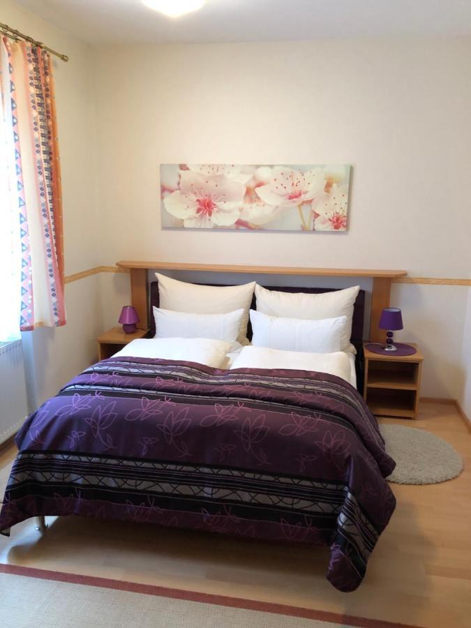 Haus Camelia Bed and Breakfast Bad Tatzmannsdorf Buitenkant foto