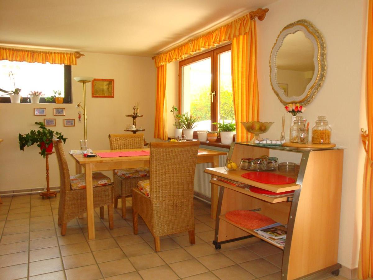 Haus Camelia Bed and Breakfast Bad Tatzmannsdorf Buitenkant foto
