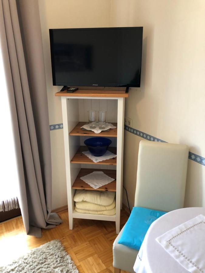 Haus Camelia Bed and Breakfast Bad Tatzmannsdorf Buitenkant foto
